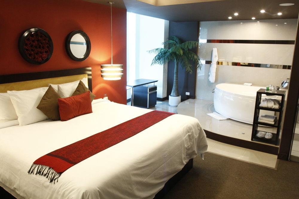 Hotel Ginebra Lima Exterior photo