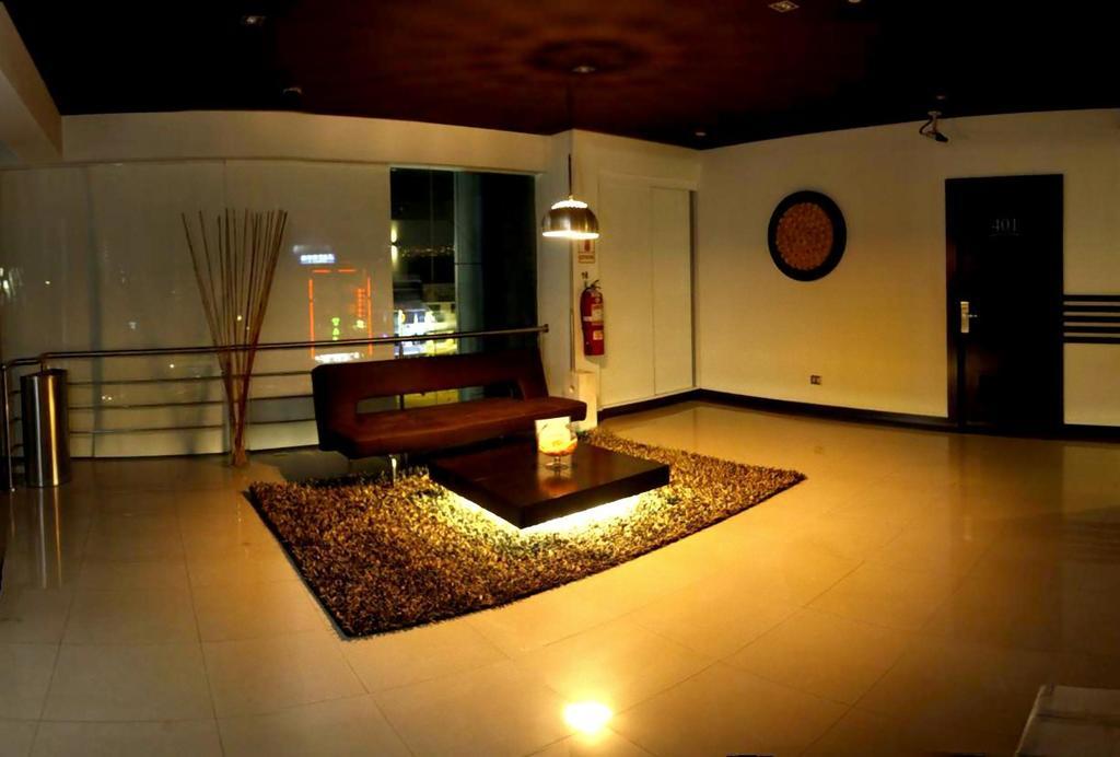 Hotel Ginebra Lima Exterior photo